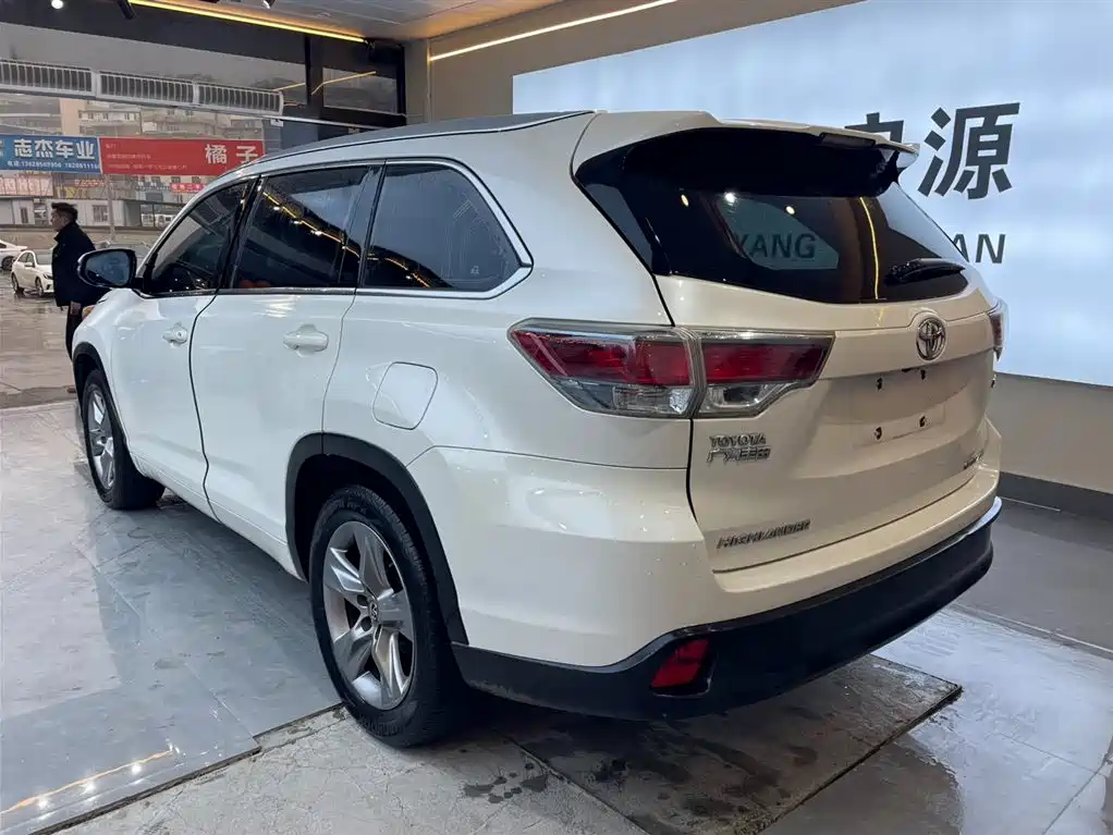 Toyota Toyota Highlander 2015 2.0T AWD Luxury 7-seater 2017 - thumbnail 19