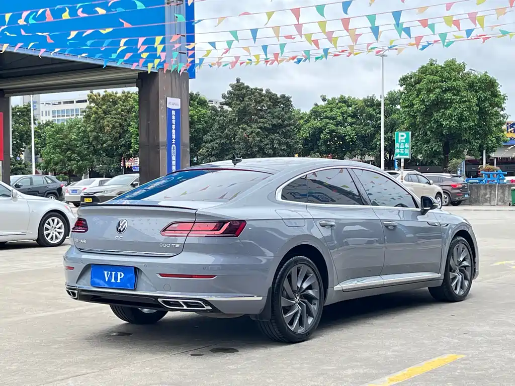 Volkswagen FAW-Volkswagen CC 2021 380TSI Dazzling Edition 2022 - thumbnail 7