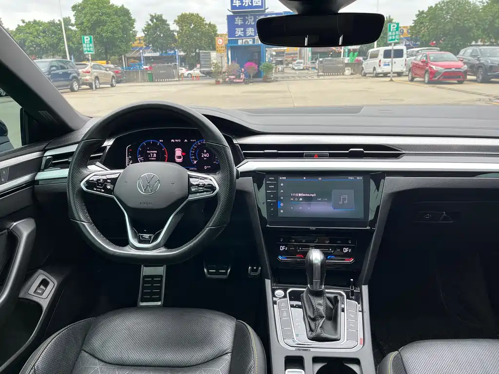 Volkswagen FAW-Volkswagen CC 2021 380TSI Dazzling Edition 2022 - thumbnail 9