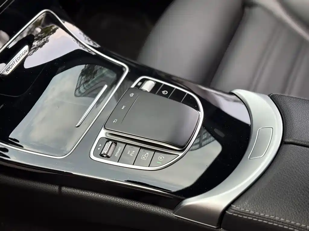 Mercedes-Benz Mercedes-Benz C-Class 2021 C 260 Star Brilliant Collector's Edition 2021 - thumbnail 23