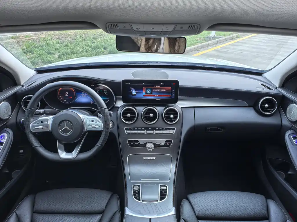 Mercedes-Benz Mercedes-Benz C-Class 2021 C 260 L Sport Star Brilliant Collection Edition 2021 - thumbnail 4