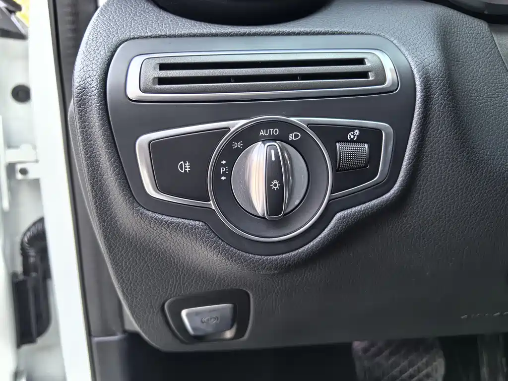 Mercedes-Benz Mercedes-Benz C-Class 2021 C 260 L Sport Star Brilliant Collection Edition 2021 - thumbnail 15