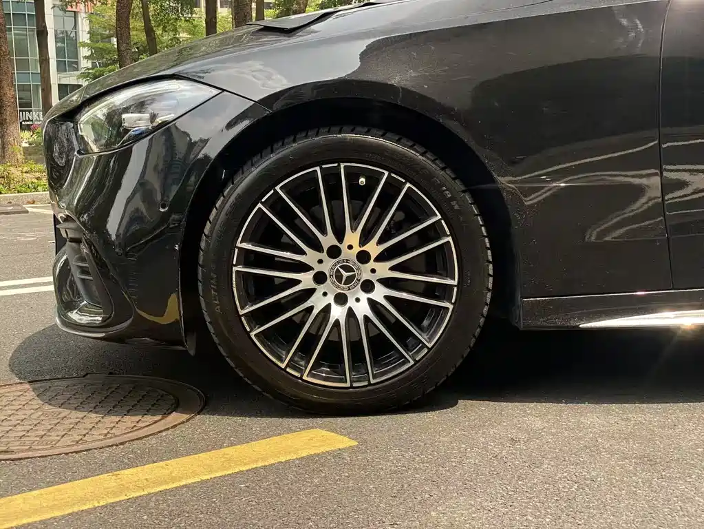 Mercedes-Benz Mercedes-Benz C-Class 2022 C 260 L Sport Edition 2022 - thumbnail 4
