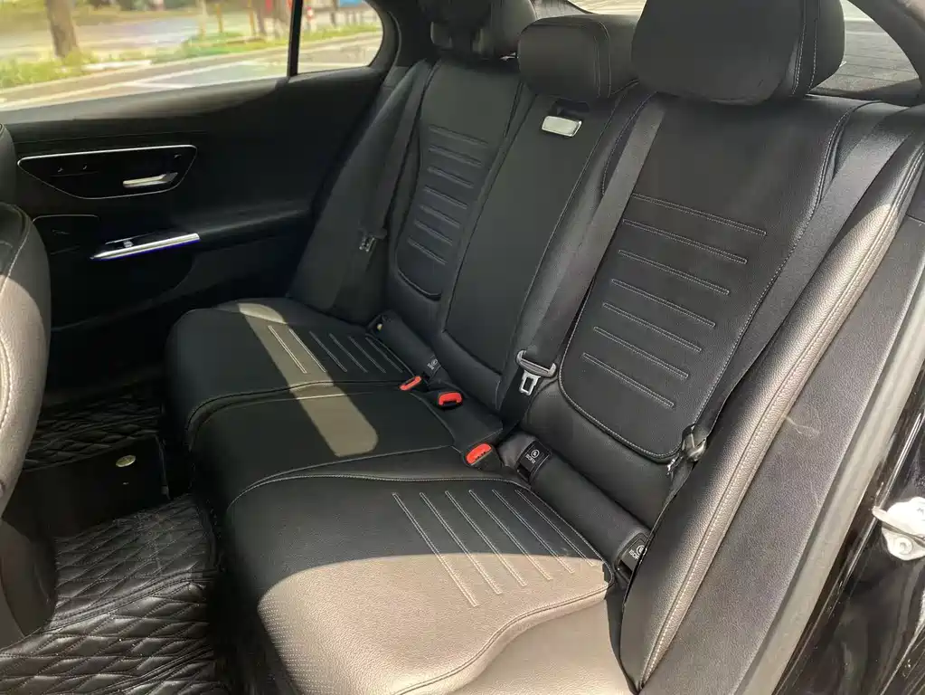 Mercedes-Benz Mercedes-Benz C-Class 2022 C 260 L Sport Edition 2022 - thumbnail 11