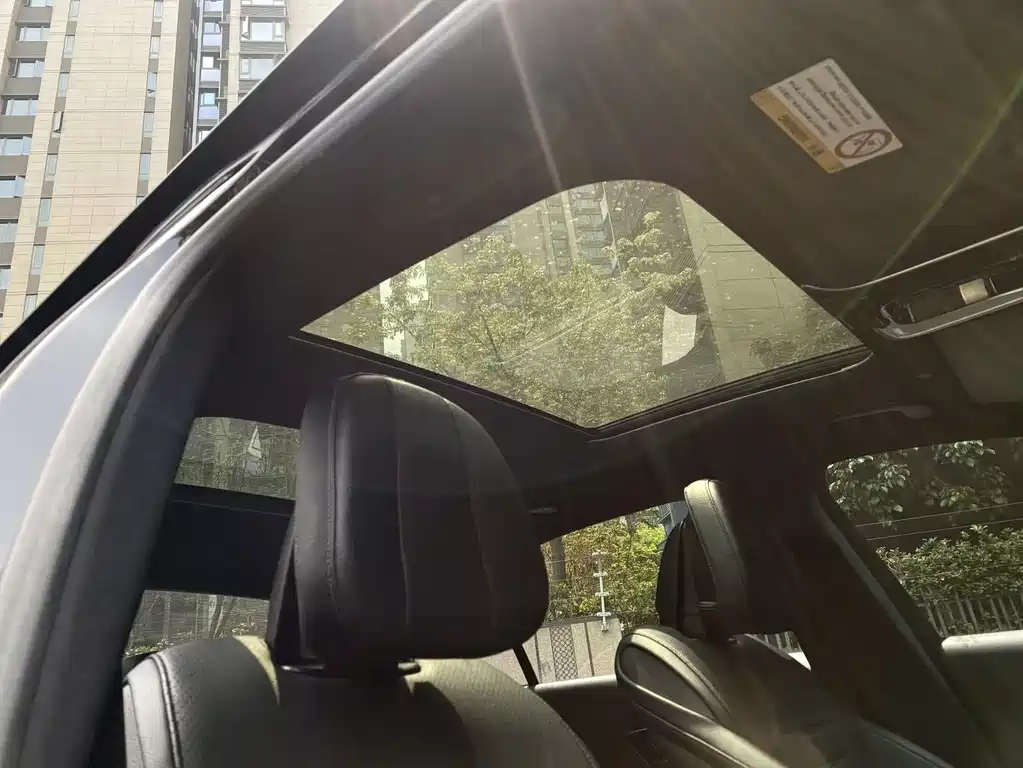 Mercedes-Benz Mercedes-Benz C-Class 2022 C 260 L Sport Edition 2022 - thumbnail 16