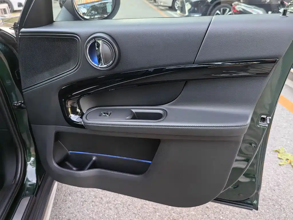 MINI MINI COUNTRYMAN 2019 1.5T COOPER ALL4 Classic Weekend Travel Edition 2019 - thumbnail 9