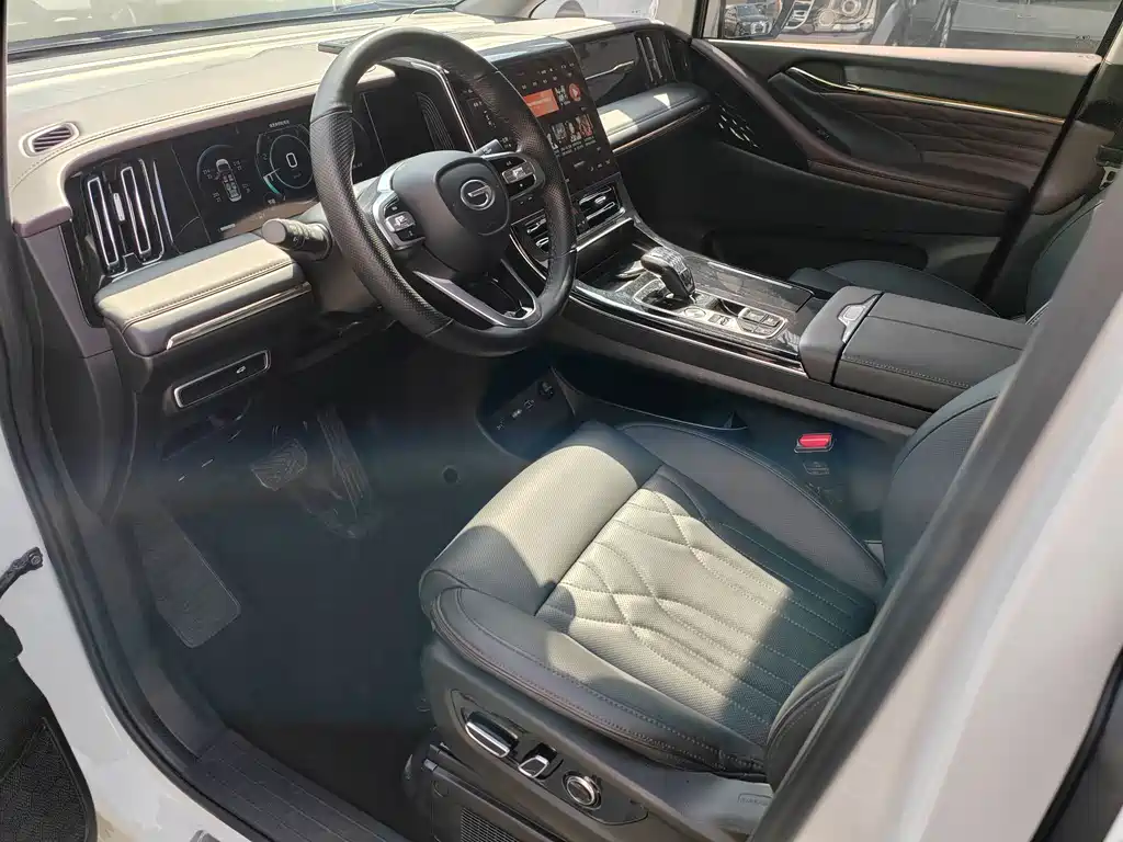 GAC Trumpchi GAC Trumpchi M8 2024 Master Series 400T Supreme Edition 2023 - thumbnail 5
