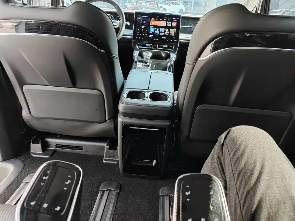 GAC Trumpchi GAC Trumpchi M8 2024 Master Series 400T Supreme Edition 2023 - thumbnail 8
