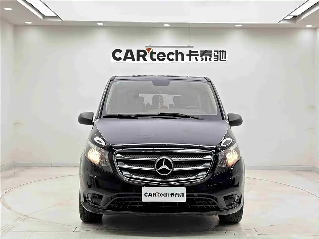 Mercedes-Benz Viano 2016 2.0T Business Edition 2016 - thumbnail 2