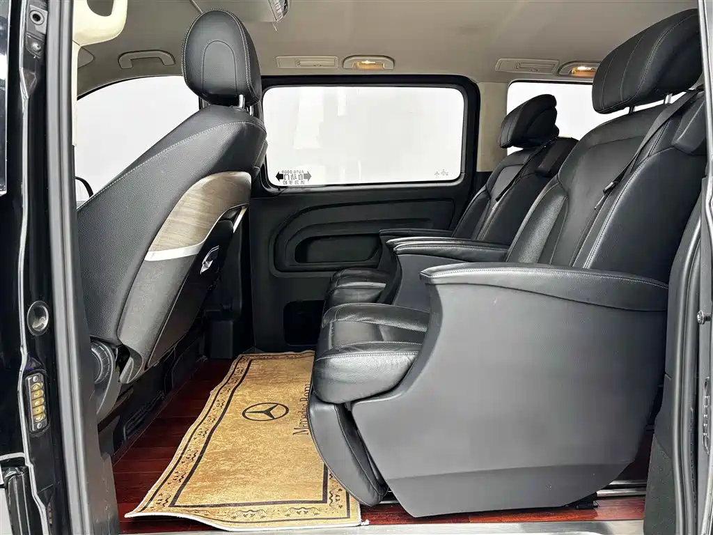 Mercedes-Benz Viano 2016 2.0T Business Edition 2016 - thumbnail 25