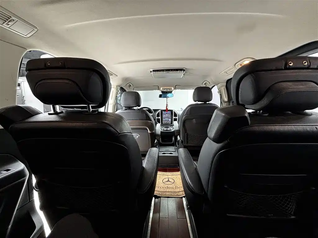 Mercedes-Benz Viano 2016 2.0T Business Edition 2016 - thumbnail 30