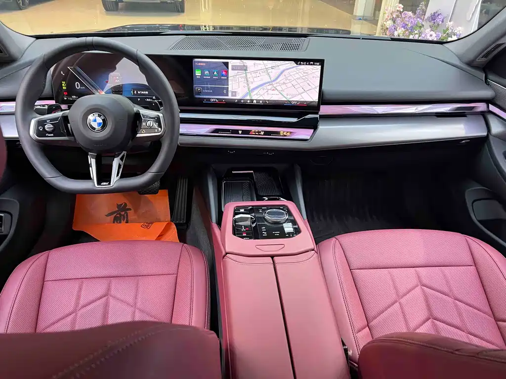 BMW BMW 5 Series 2025 530Li Leading Model M Sport Package 2025 - thumbnail 12