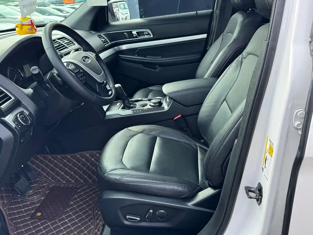 Ford Ford Explorer 2017 2.3T Style Edition 2019 - thumbnail 3