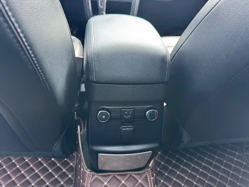 Ford Ford Explorer 2017 2.3T Style Edition 2019 - thumbnail 10