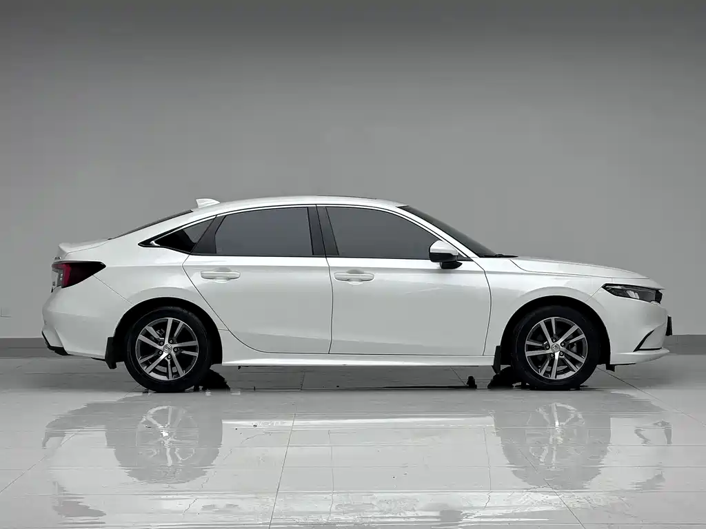 Honda Honda Civic 2022 240TURBO CVT Technology Edition 2022 - thumbnail 5