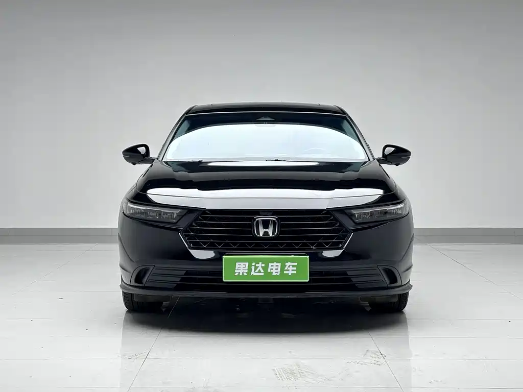 Honda Accord 2025 260TURBO Luxury Edition 2024 - thumbnail 2