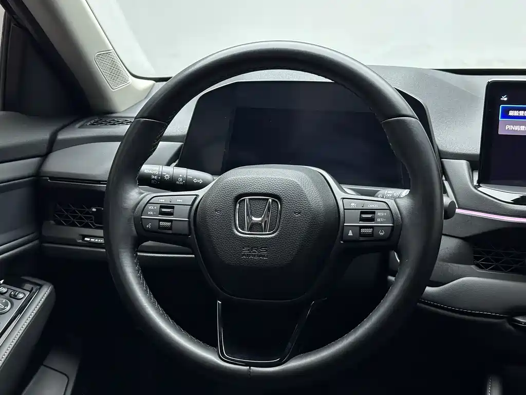Honda Accord 2025 260TURBO Luxury Edition 2024 - thumbnail 13