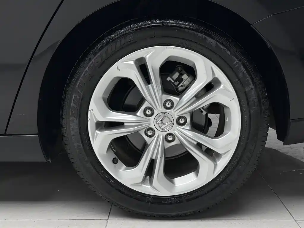 Honda Accord 2025 260TURBO Luxury Edition 2024 - thumbnail 21