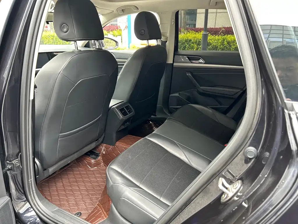 Volkswagen Lavida 2022 280TSI DSG Comfort Edition 2022 - thumbnail 5