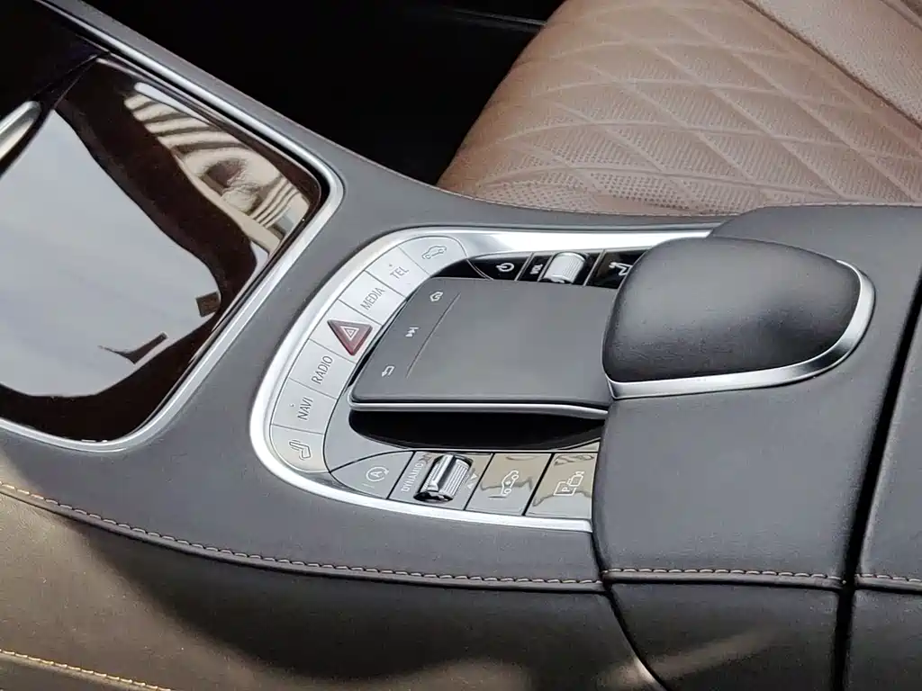 Mercedes-Benz Maybach S-Class 2020 S 560 4MATIC 2020 - thumbnail 13