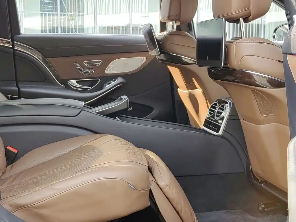 Mercedes-Benz Maybach S-Class 2020 S 560 4MATIC 2020 - thumbnail 21