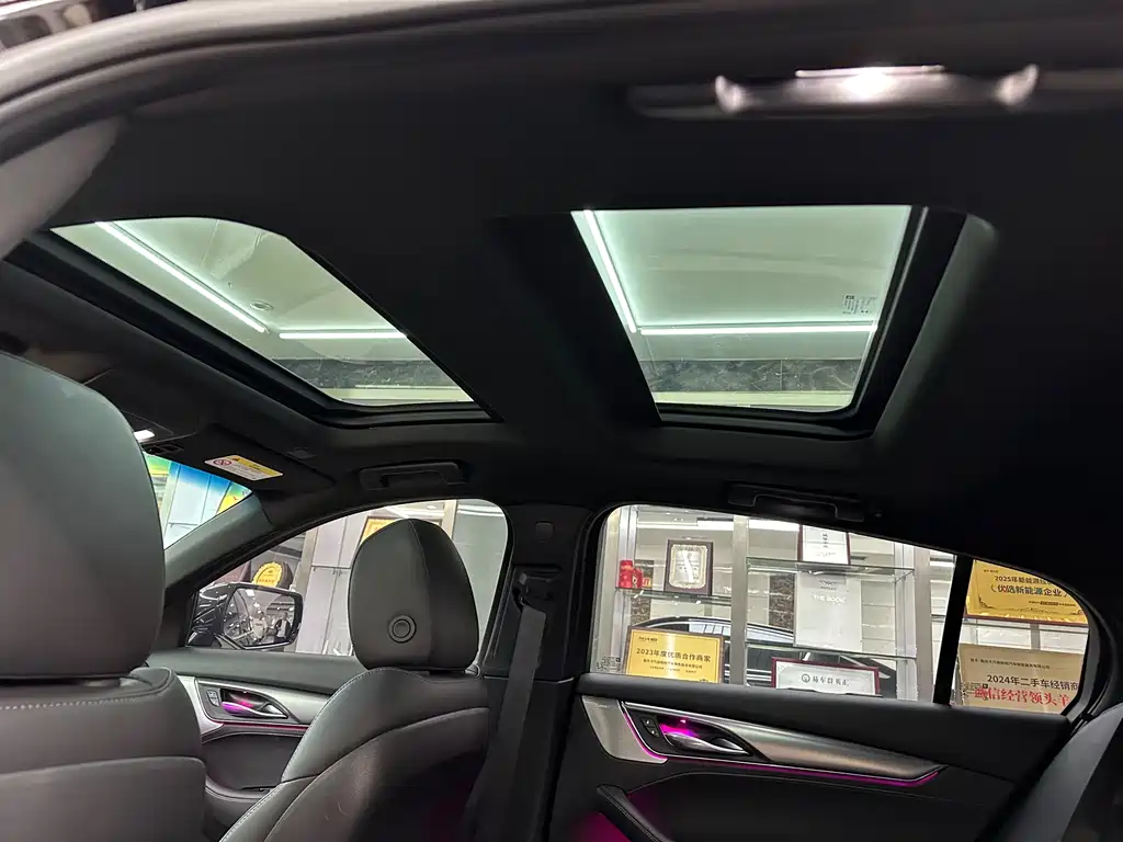 Cadillac Cadillac CT5 2023 28T Luxury (Standard) 2023 - thumbnail 6