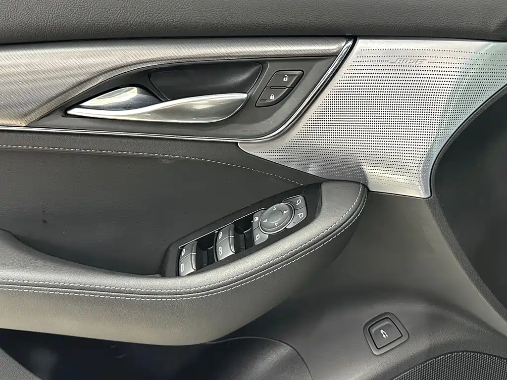 Cadillac Cadillac CT5 2023 28T Luxury (Standard) 2023 - thumbnail 16