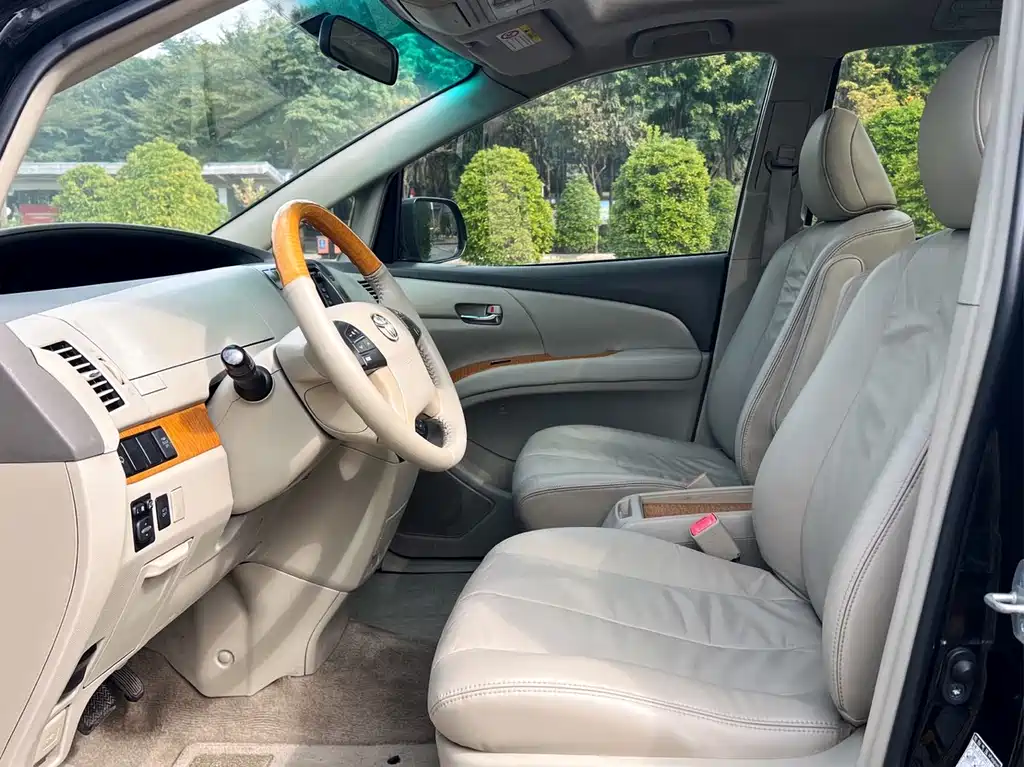 Toyota Toyota Previa 2012 2.4L 7-seater Luxury Edition 2011 - thumbnail 8