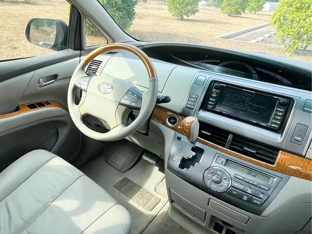 Toyota Toyota Previa 2012 2.4L 7-seater Luxury Edition 2011 - thumbnail 10