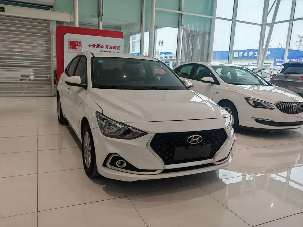 Hyundai Hyundai Elantra 2018 1.6L Automatic GL Version VI 2019 - thumbnail 3