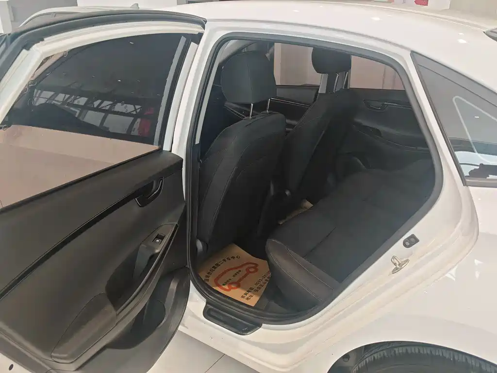 Hyundai Hyundai Elantra 2018 1.6L Automatic GL Version VI 2019 - thumbnail 11