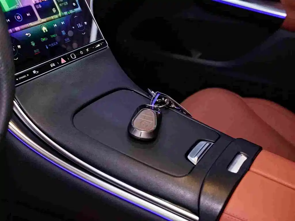Mercedes-Benz Mercedes-Benz GLC 2024 Facelift GLC 300 L 4MATIC Dynamic 7-Seat 2024 - thumbnail 20