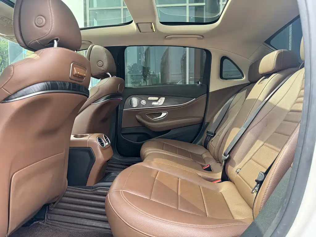 Mercedes-Benz Mercedes-Benz E-Class 2019 Model Year Facelift E 300 L Sport Luxury 2019 - thumbnail 8