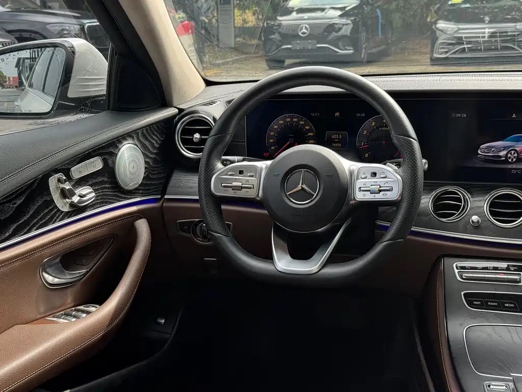 Mercedes-Benz Mercedes-Benz E-Class 2019 Model Year Facelift E 300 L Sport Luxury 2019 - thumbnail 10