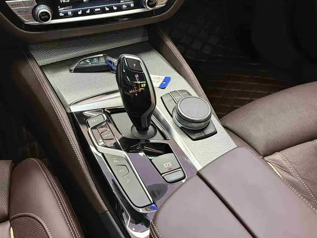 BMW BMW 6 Series GT 2019 630i M Sport Grand Touring 2019 - thumbnail 17