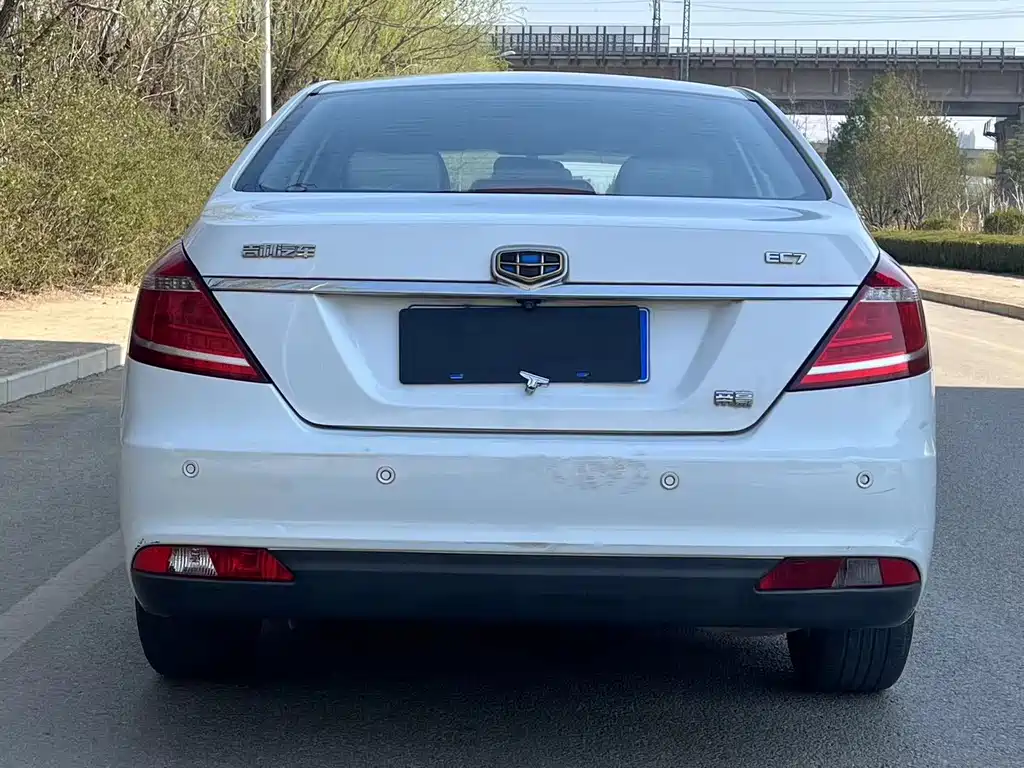 Geely Auto Geely Emgrand 2015 Sedan 1.5L CVT Upward Edition 2015 - thumbnail 7