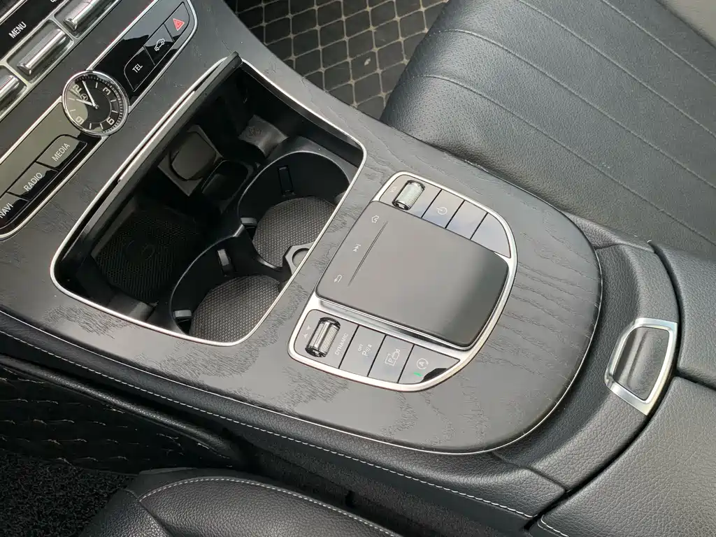Mercedes-Benz Mercedes-Benz E-Class (Imported) 2020 E 260 Sport Edition 2020 - thumbnail 20