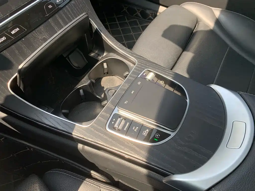 Mercedes-Benz Mercedes-Benz C-Class 2021 C 200 L Fashion Edition 2021 - thumbnail 20