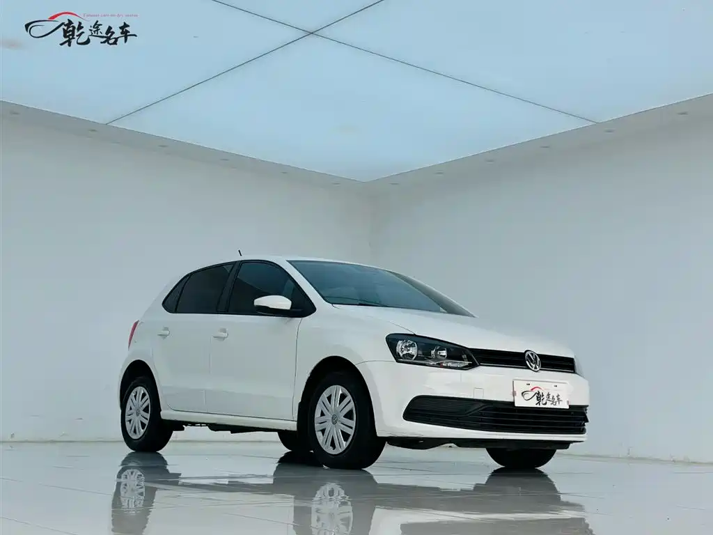 Volkswagen Volkswagen Polo 2018 1.5L Automatic Comfort Model 2019 - thumbnail 3