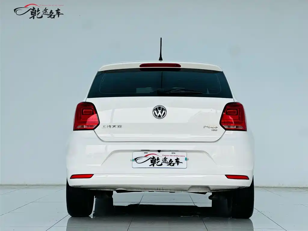 Volkswagen Volkswagen Polo 2018 1.5L Automatic Comfort Model 2019 - thumbnail 6