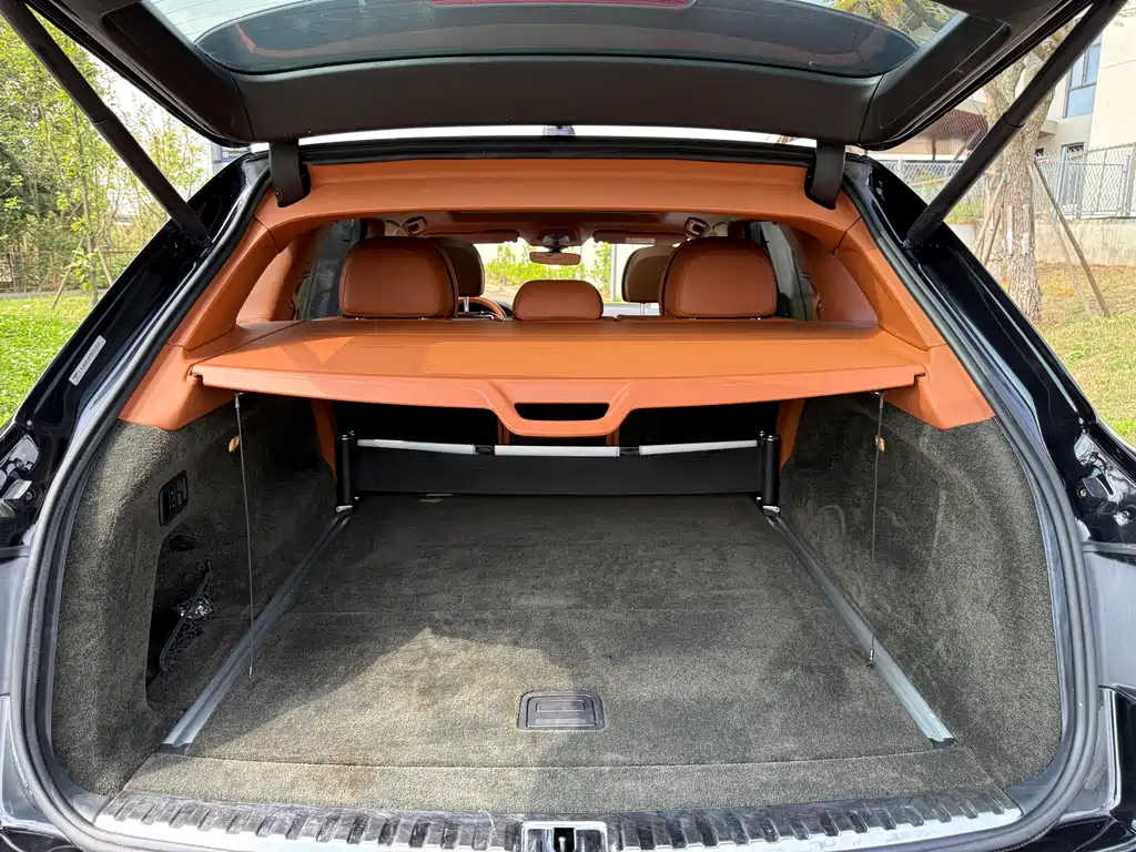 Bentley Bentayga 2016 6.0T Standard Edition 2016 - thumbnail 11
