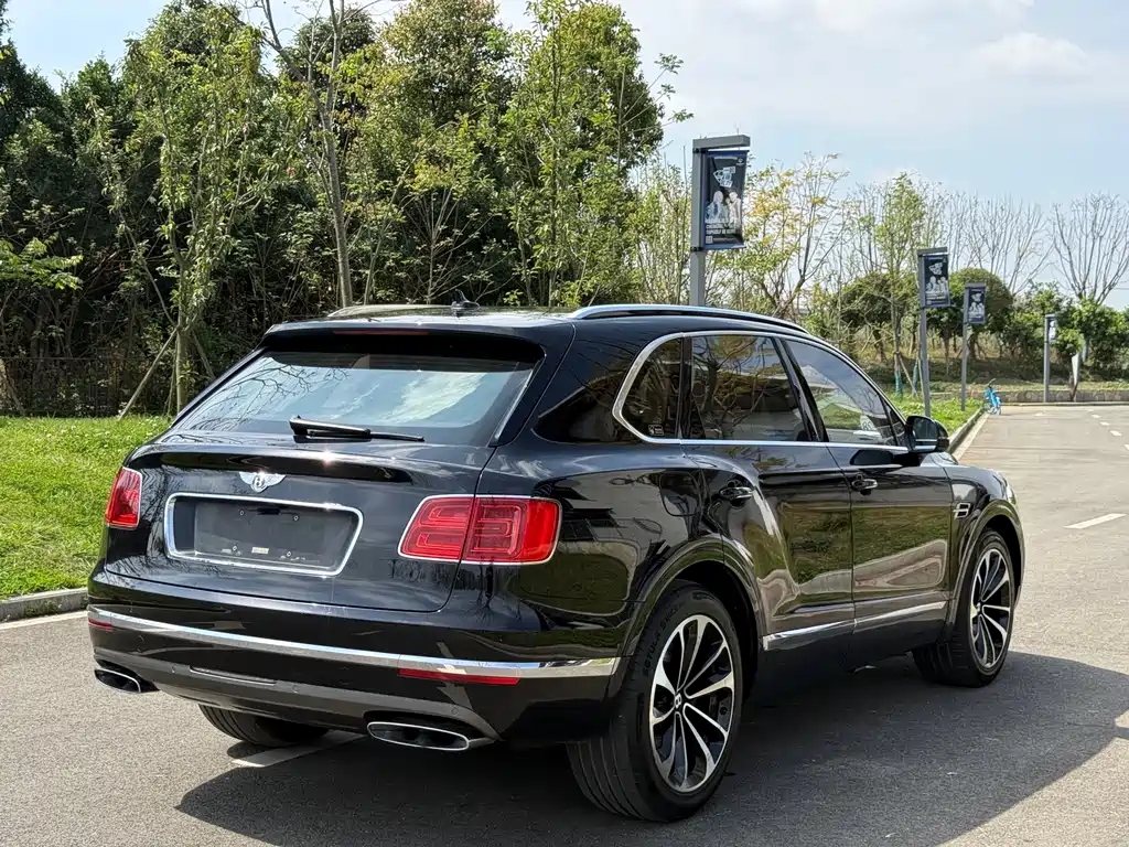 Bentley Bentayga 2016 6.0T Standard Edition 2016 - thumbnail 15