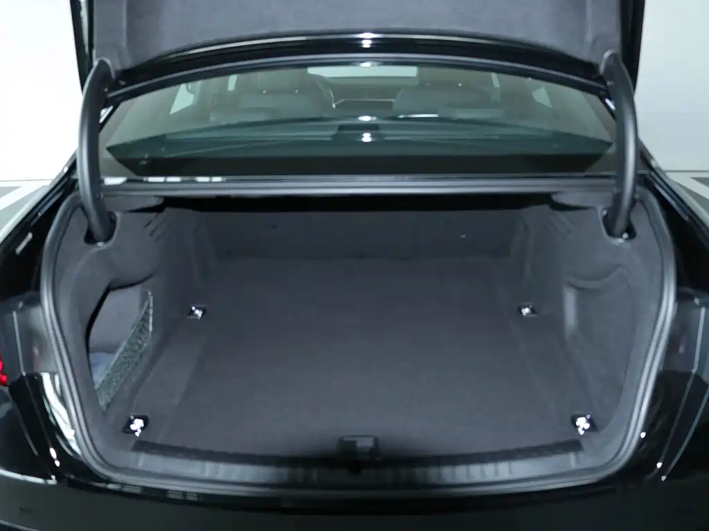 Audi Audi A6L 2024 45 TFSI Premium Dynamic Edition 2024 - thumbnail 6