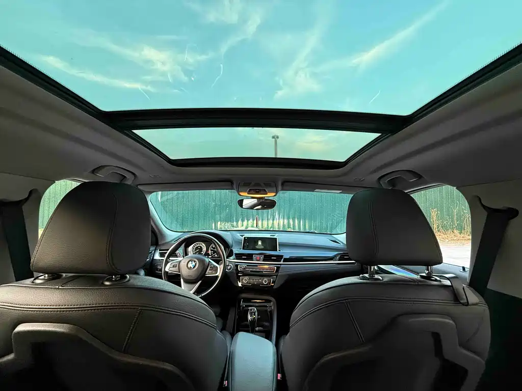 BMW BMW X2 xDrive28i M Sport Package 2019 Model Year Euro 6 2019 - thumbnail 5