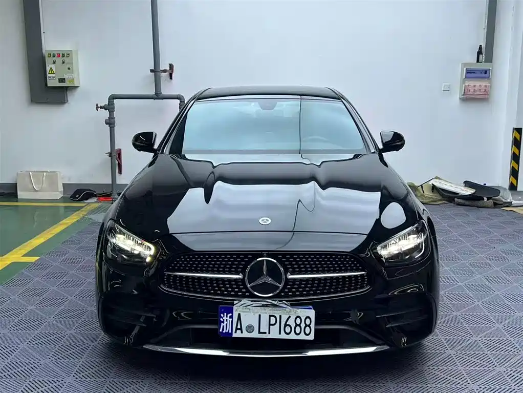 Mercedes-Benz Mercedes-Benz E-Class 2022 Model Year Facelift Three E 300 L Sport Luxury Edition 2022 - thumbnail 2