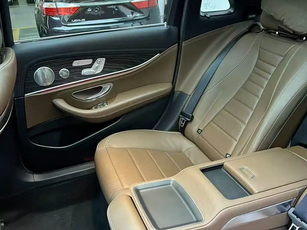 Mercedes-Benz Mercedes-Benz E-Class 2022 Model Year Facelift Three E 300 L Sport Luxury Edition 2022 - thumbnail 7