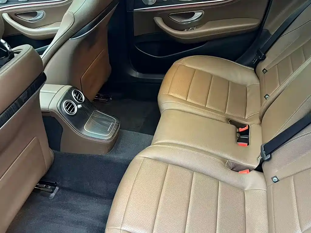 Mercedes-Benz Mercedes-Benz E-Class 2022 Model Year Facelift Three E 300 L Sport Luxury Edition 2022 - thumbnail 8