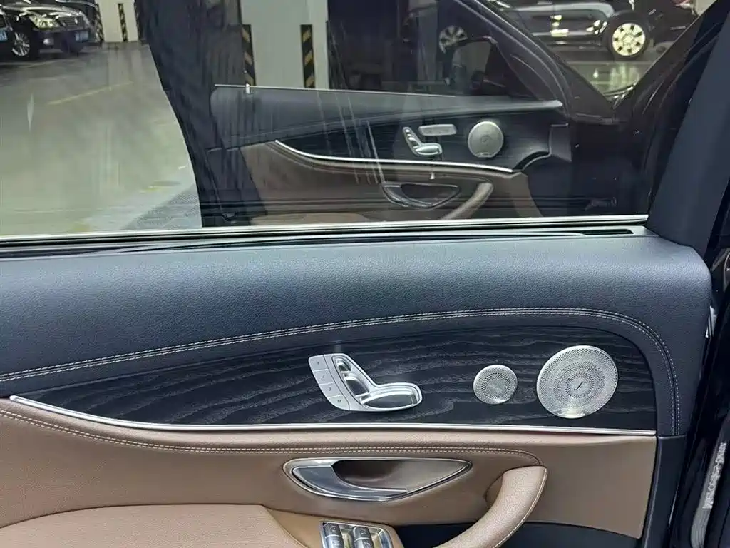 Mercedes-Benz Mercedes-Benz E-Class 2022 Model Year Facelift Three E 300 L Sport Luxury Edition 2022 - thumbnail 11