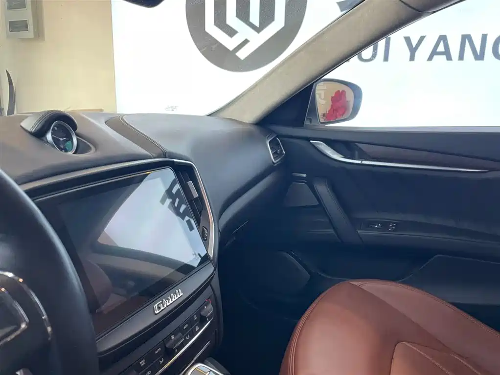 Maserati Maserati Ghibli 2019 3.0T Standard Edition Euro V 2021 - thumbnail 8