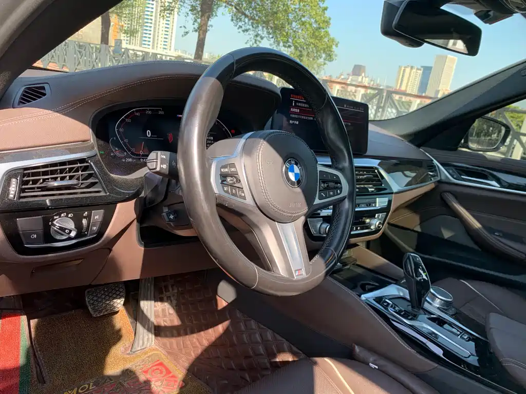 BMW BMW 5 Series 2021 525Li Luxury Package 2021 - thumbnail 18
